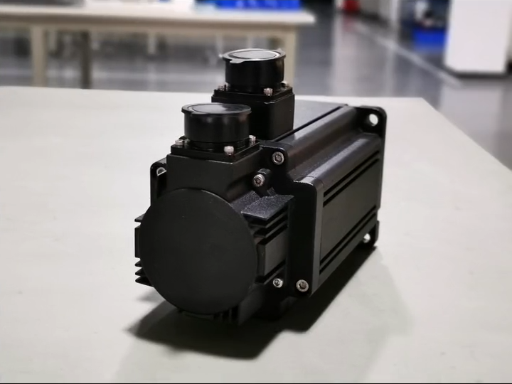 下載 (4).00_00_23_12.Still008.png 下載 (4).00_00_23_12.Still008.png